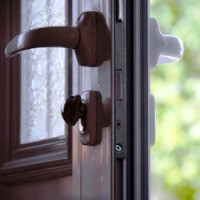 Locksmith for Riverside, Toronto Front Doors